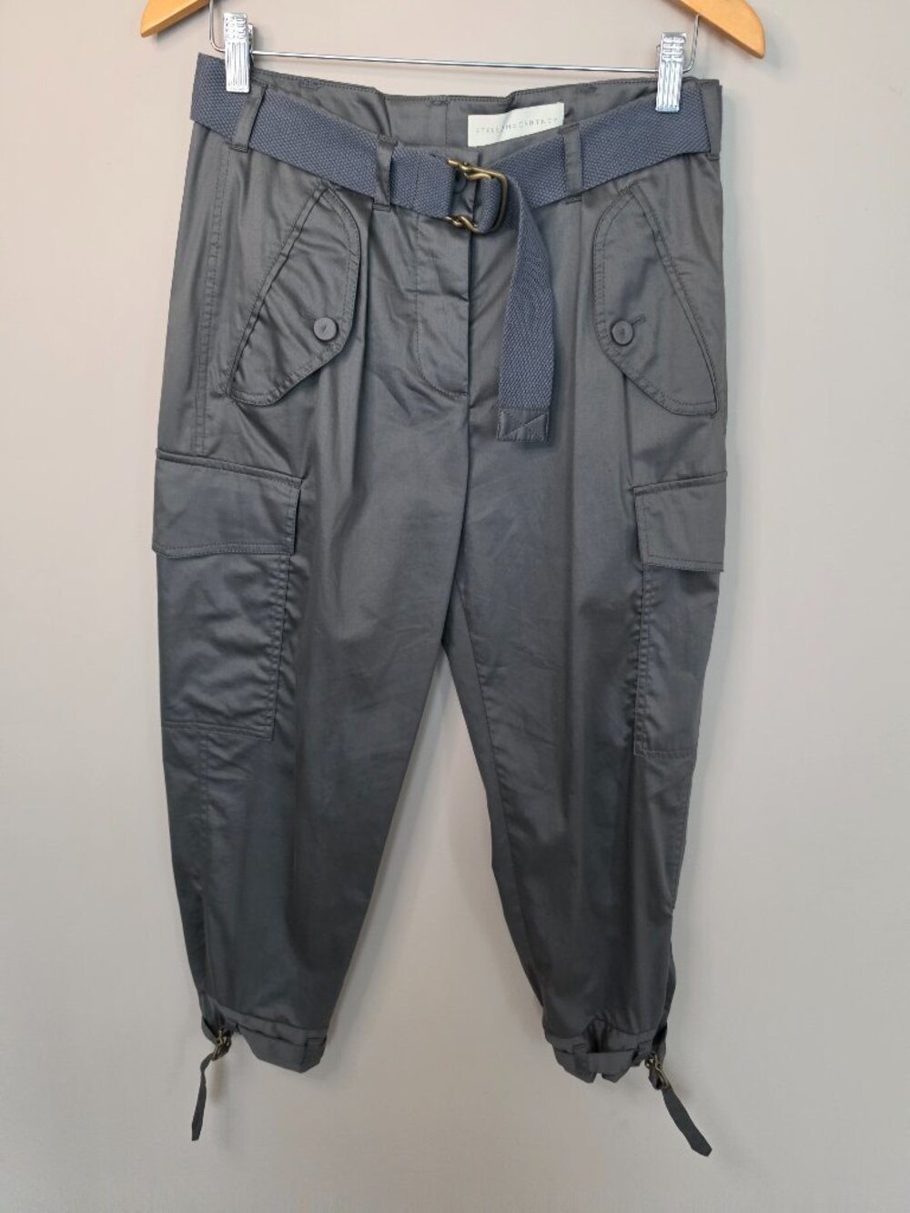 Stella McCartney Slat Gray Belted Cropped Cargo Pants Size 38. (US 2-4)